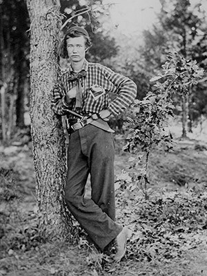 Private E. E. Kingin, 4th MI Infantry. Image taken late in 1861. Photo from the National Archives.